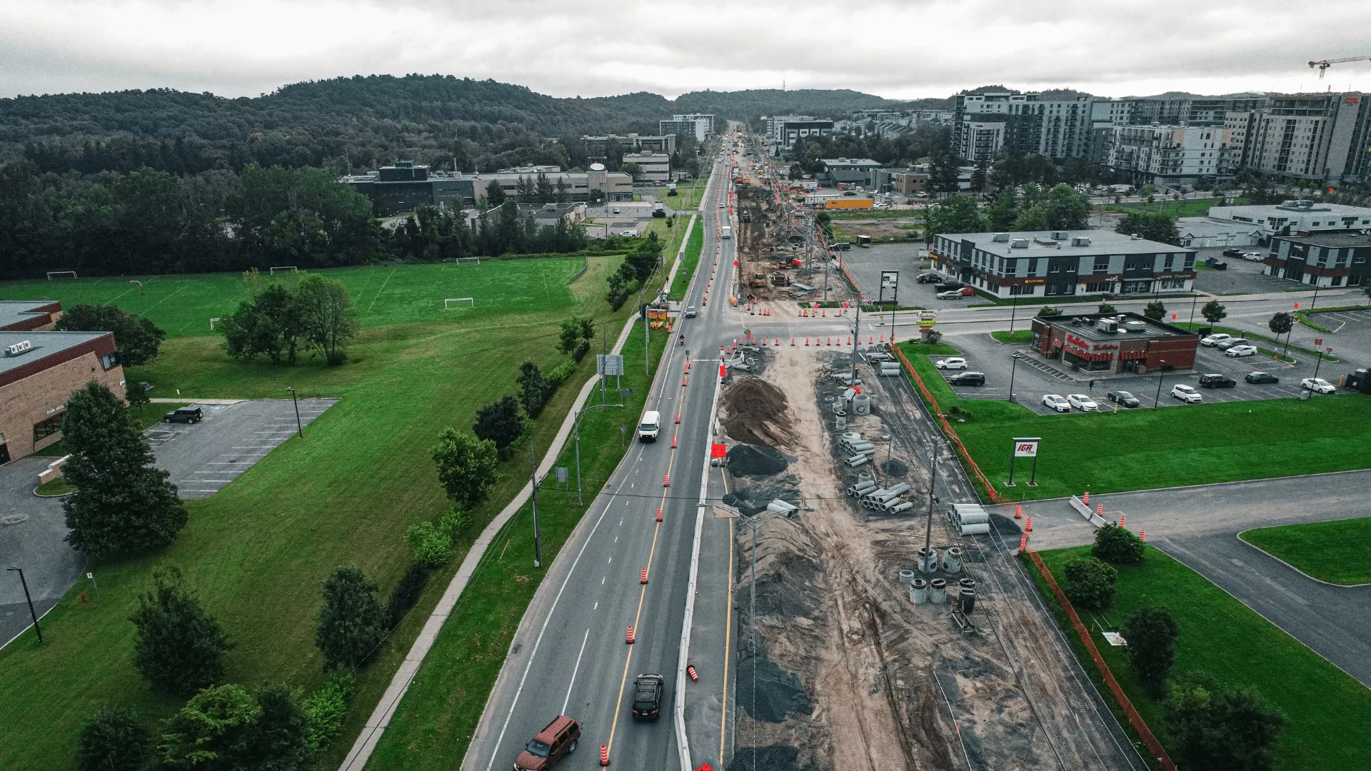 Colas Quebec crews perform rehabilitation work on Boulevard Guillaume Couture in Quebec City. 