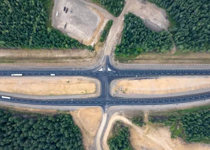 Arial view of Terus performing work on the Quartz Creek Bridge in British Columbia. 